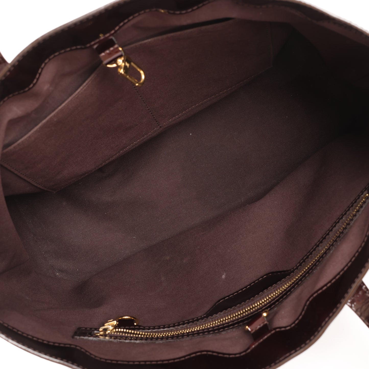 Louis Vuitton Monogram Vernis Wilshire MM Handbag in Amarante