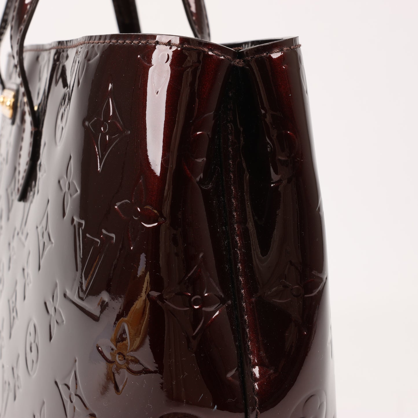 Louis Vuitton Monogram Vernis Wilshire MM Handbag in Amarante