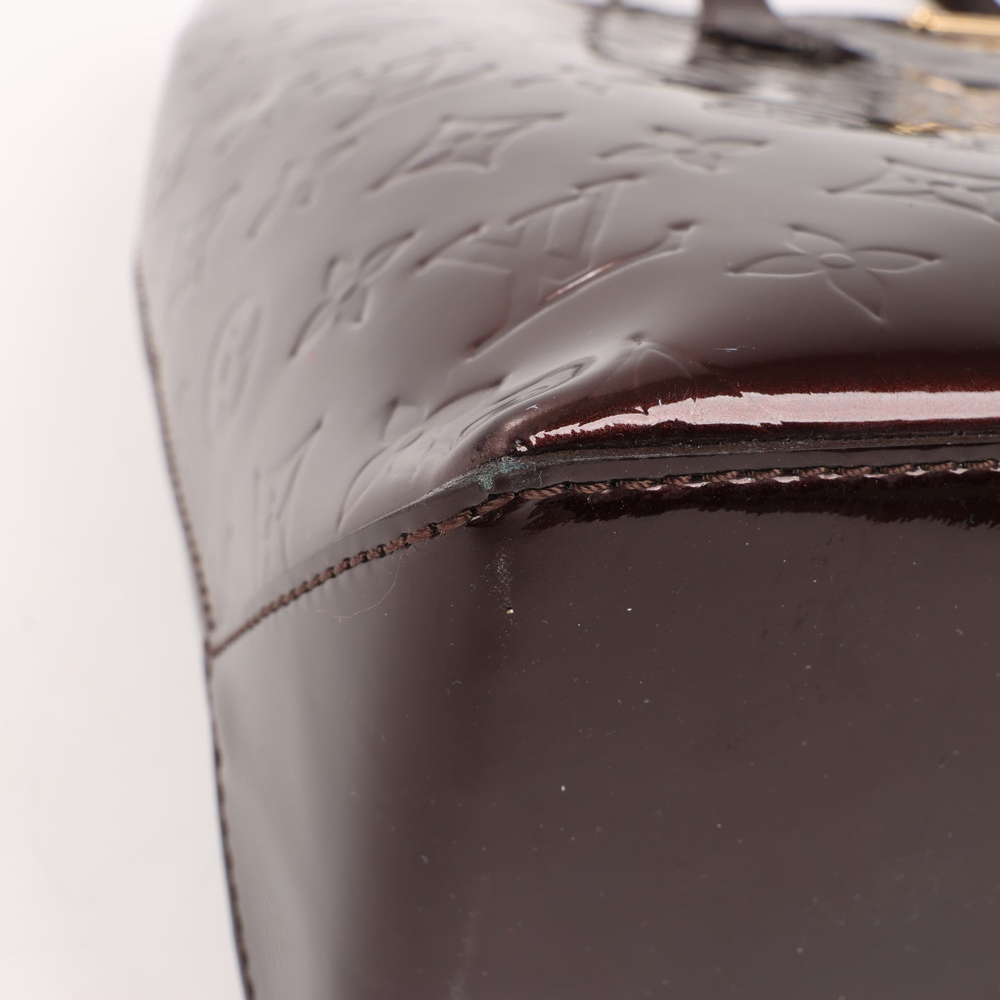 Louis Vuitton Monogram Vernis Wilshire MM Handbag in Amarante