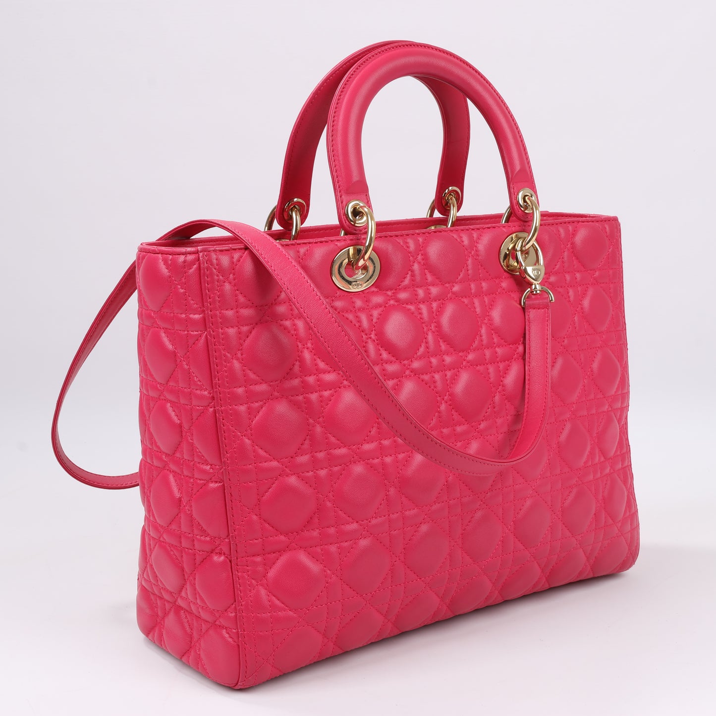 Grand sac à main double usage en cuir rose Christian Dior Lady Dior Cannage