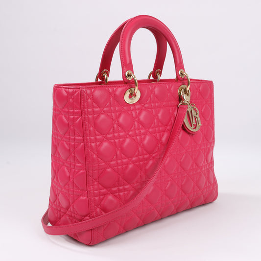 Grand sac à main double usage en cuir rose Christian Dior Lady Dior Cannage