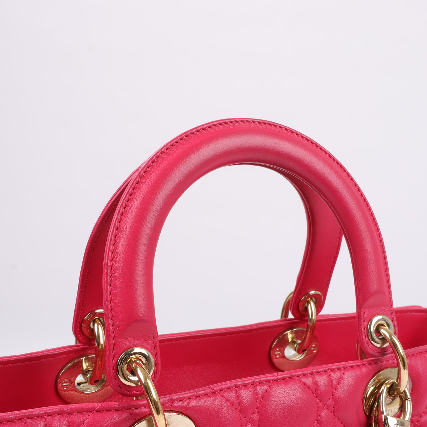 Grand sac à main double usage en cuir rose Christian Dior Lady Dior Cannage