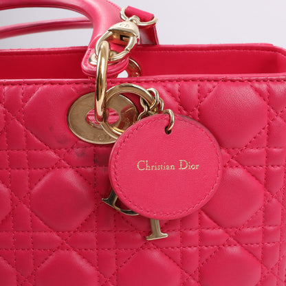 Grand sac à main double usage en cuir rose Christian Dior Lady Dior Cannage