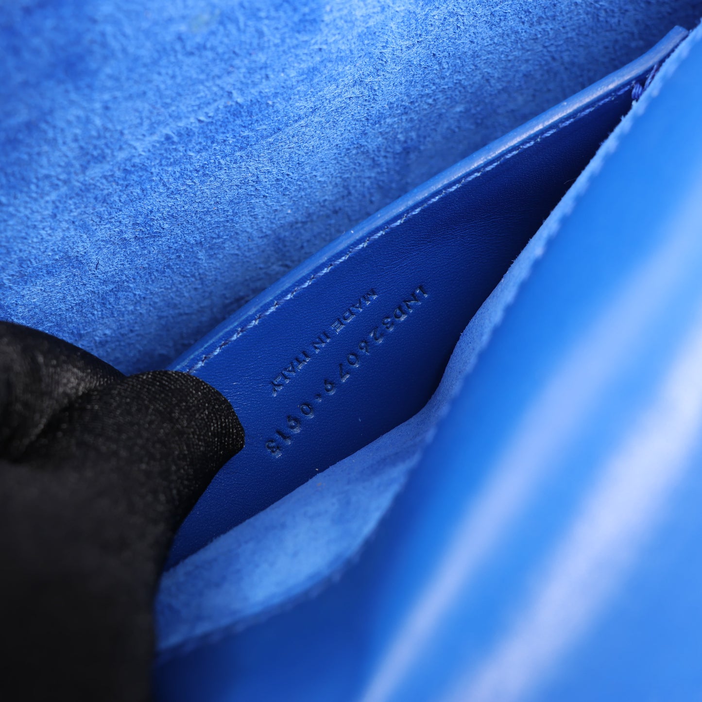 Saint Laurent Paris Pochette Kate Monogramme en cuir lisse bleu Majorelle