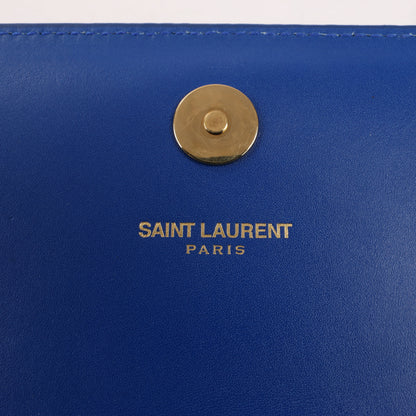 Saint Laurent Paris Pochette Kate Monogramme en cuir lisse bleu Majorelle