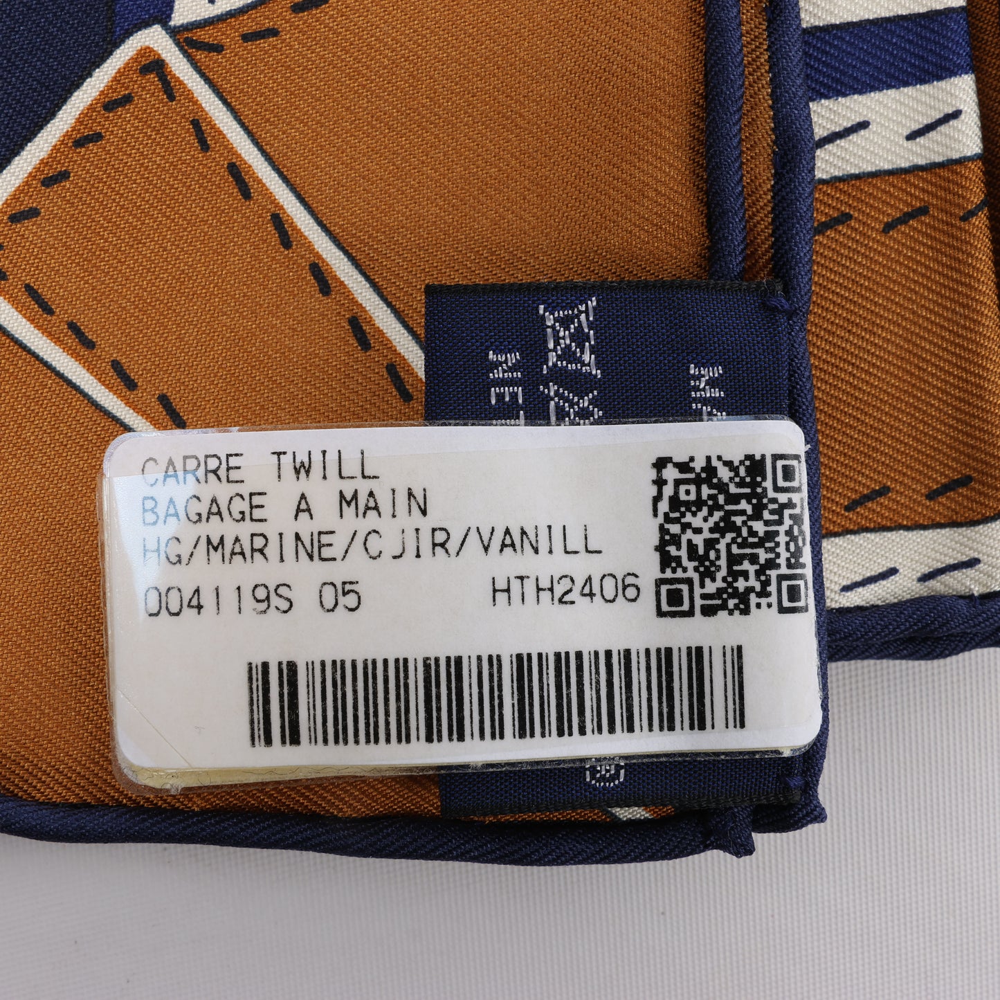 Hermès Carré 90 "BAGAGE A MAIN" Silk Scarf