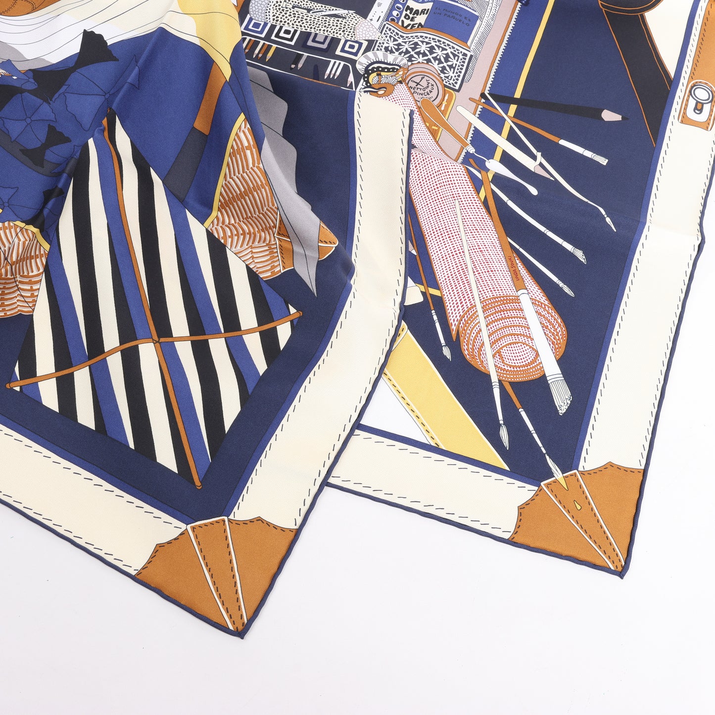 Hermès Carré 90 "BAGAGE A MAIN" Silk Scarf