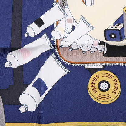 Hermès Carré 90 "BAGAGE A MAIN" Silk Scarf