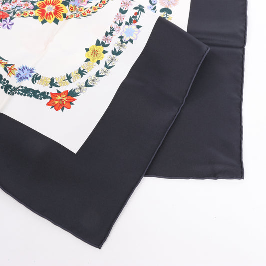 Hermès Carré 90 "BRIDES DE GALA EN FLEUR" Foulard en soie