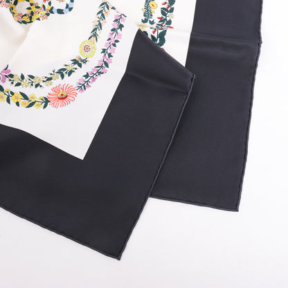 Hermès Carré 90 "BRIDES DE GALA EN FLEUR" Silk Scarf