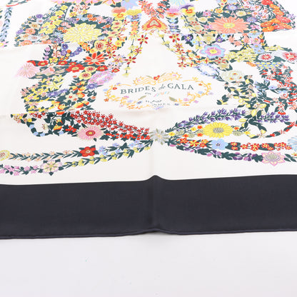 Hermès Carré 90 "BRIDES DE GALA EN FLEUR" Silk Scarf