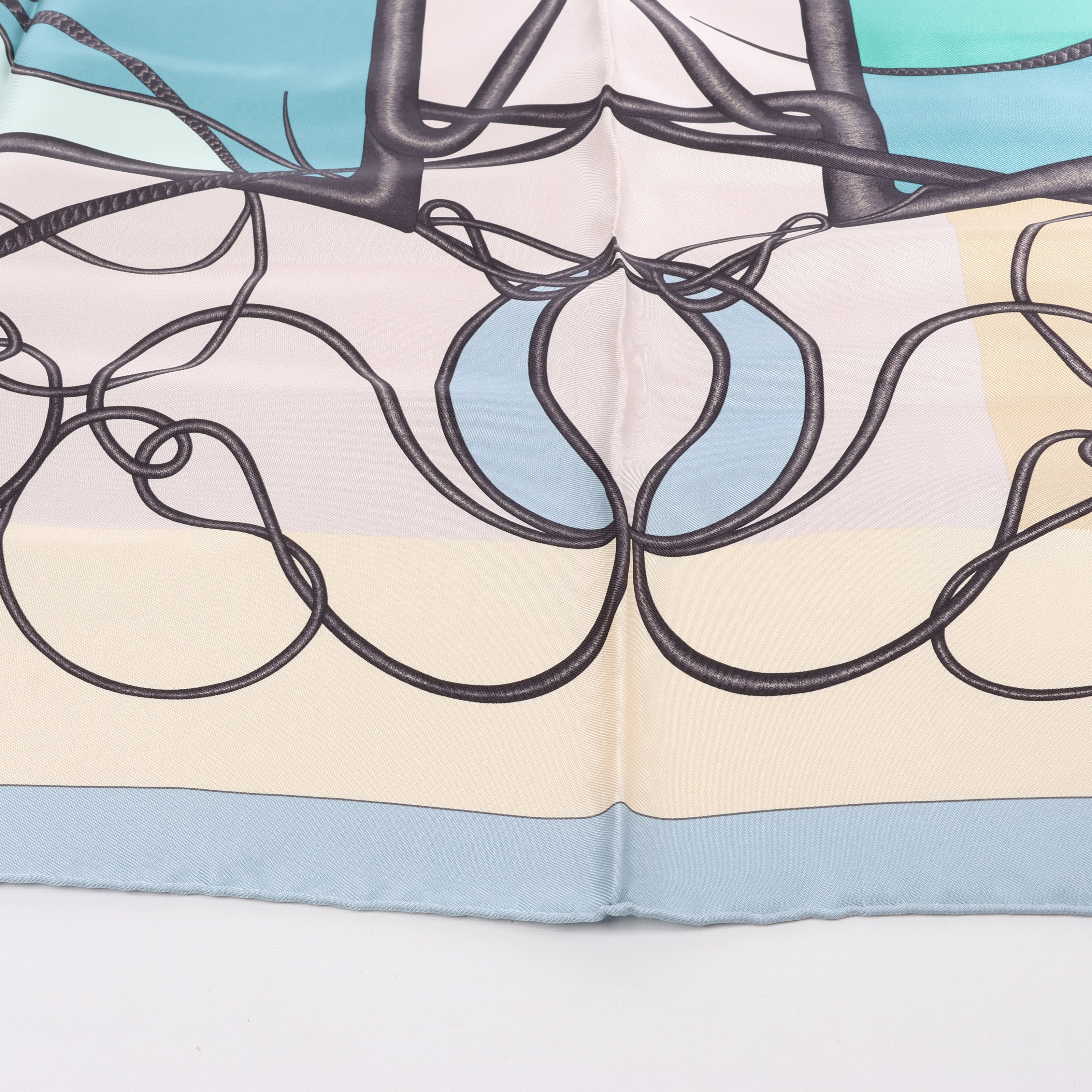 Hermès Carré 90 "Coup De Fouet" Silk handkerchief in Beige