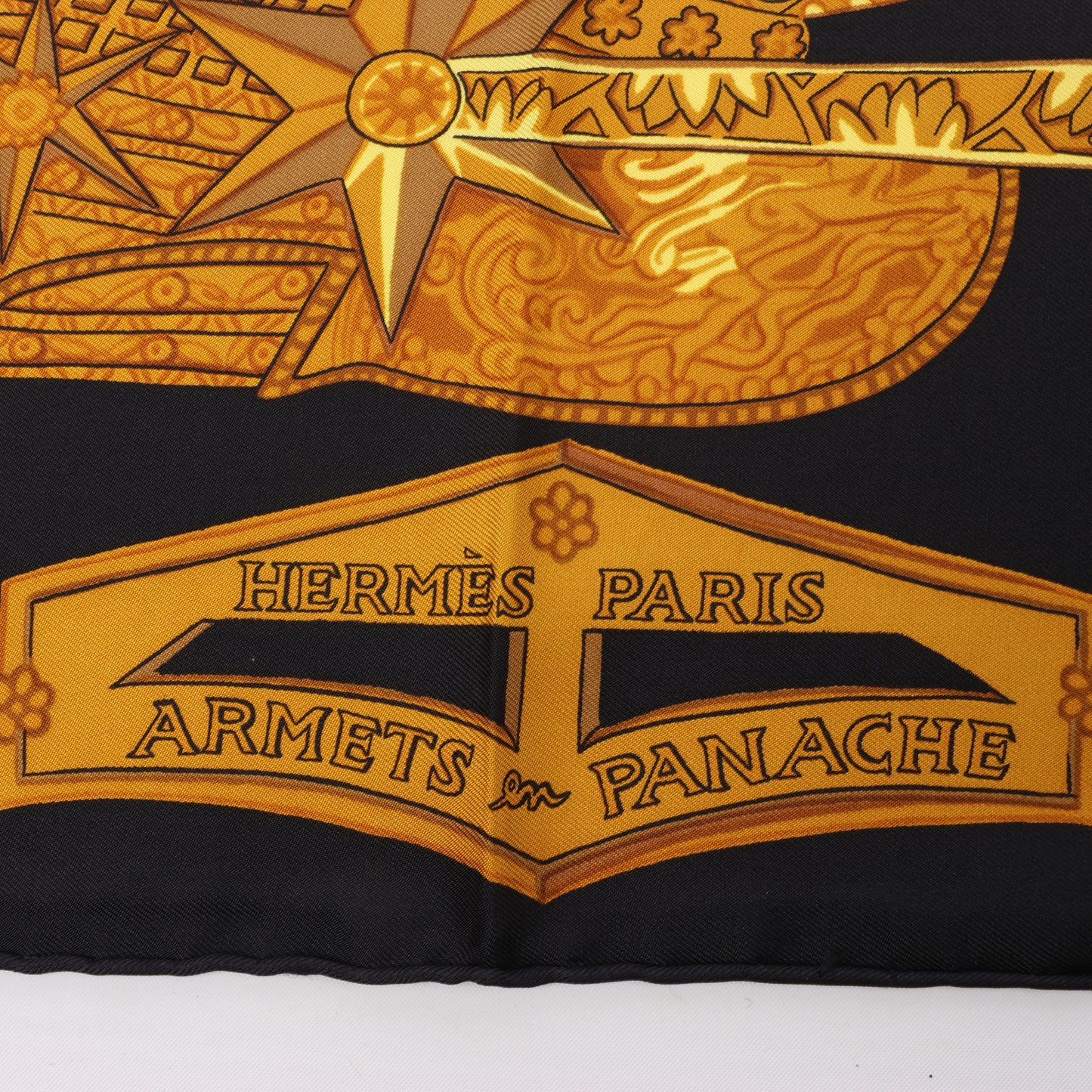 Hermès Carré 90 "ARMETS en PANACHE" Silk Scarf