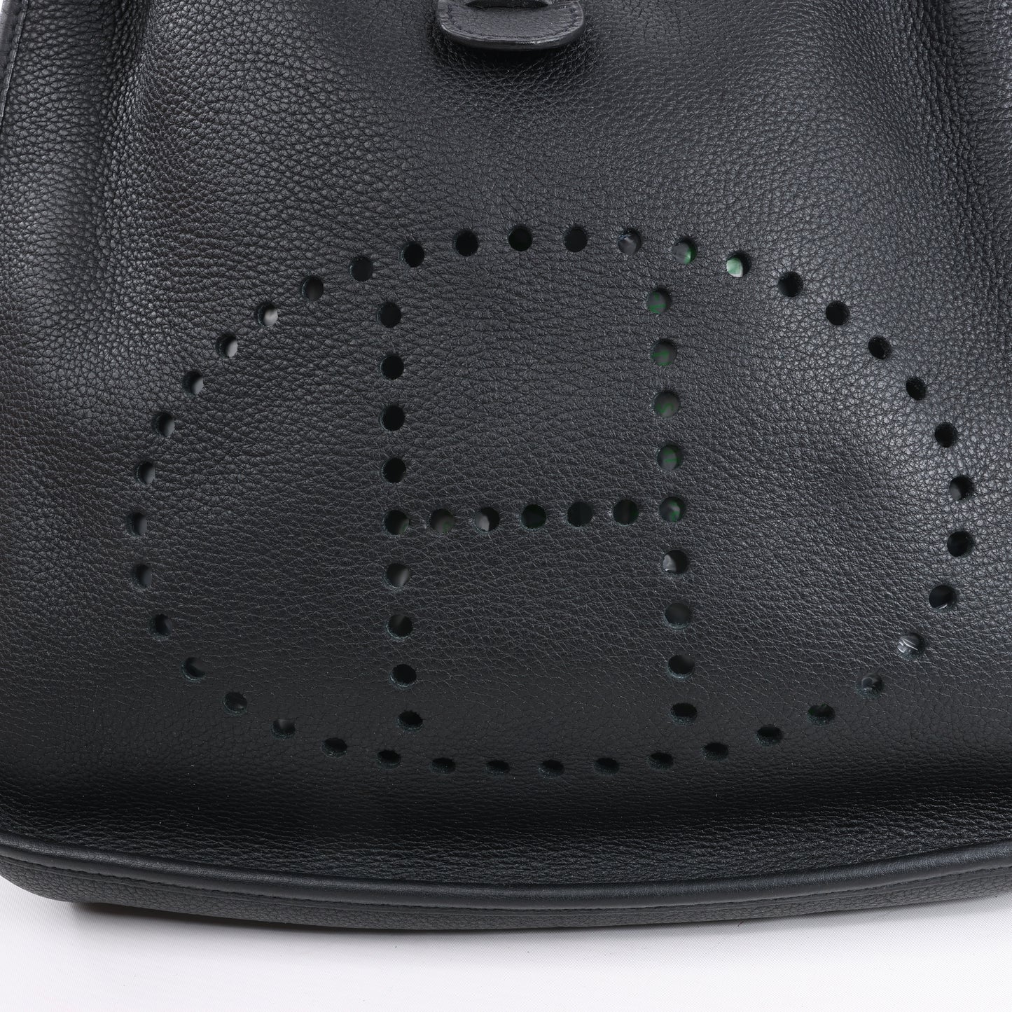 Hermes Evelyne 1 33 GM Taurillon Clemence Black Silver Metal Fittings G:2003