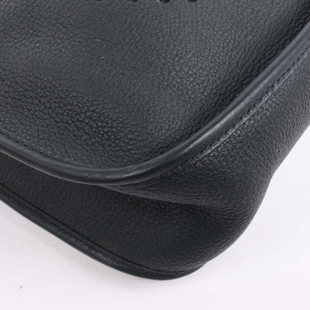 Hermes Evelyne 1 33 GM Taurillon Clemence Black Silver Metal Fittings G:2003