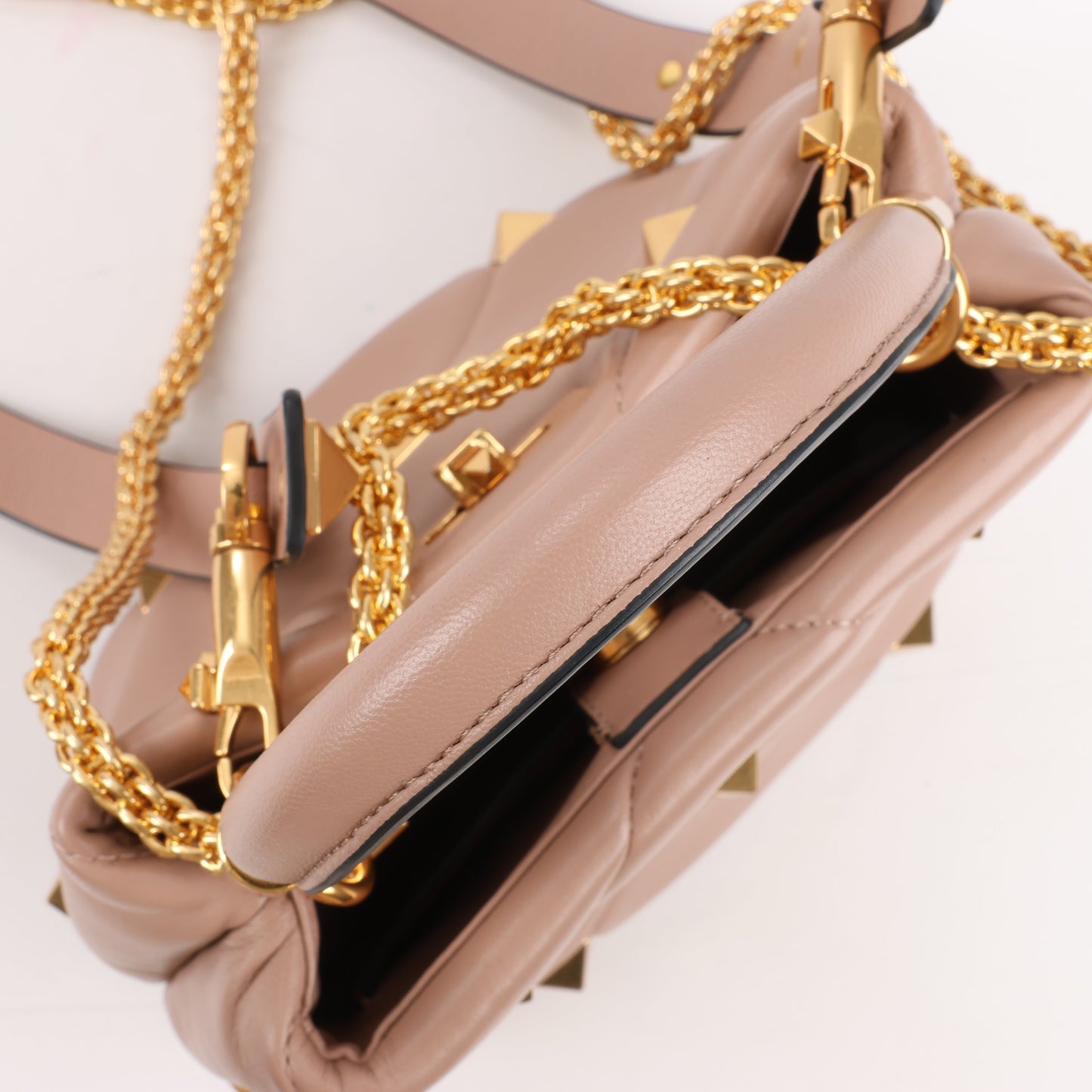 Sac à main 3 compartiments en cuir Roman Studs Valentino Garavani beige poudré