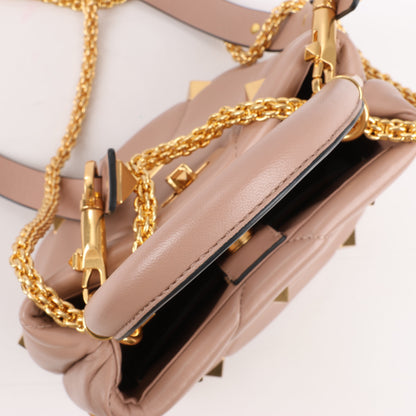 Sac à main 3 compartiments en cuir Roman Studs Valentino Garavani beige poudré