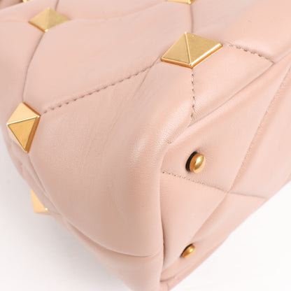 Sac à main 3 compartiments en cuir Roman Studs Valentino Garavani beige poudré