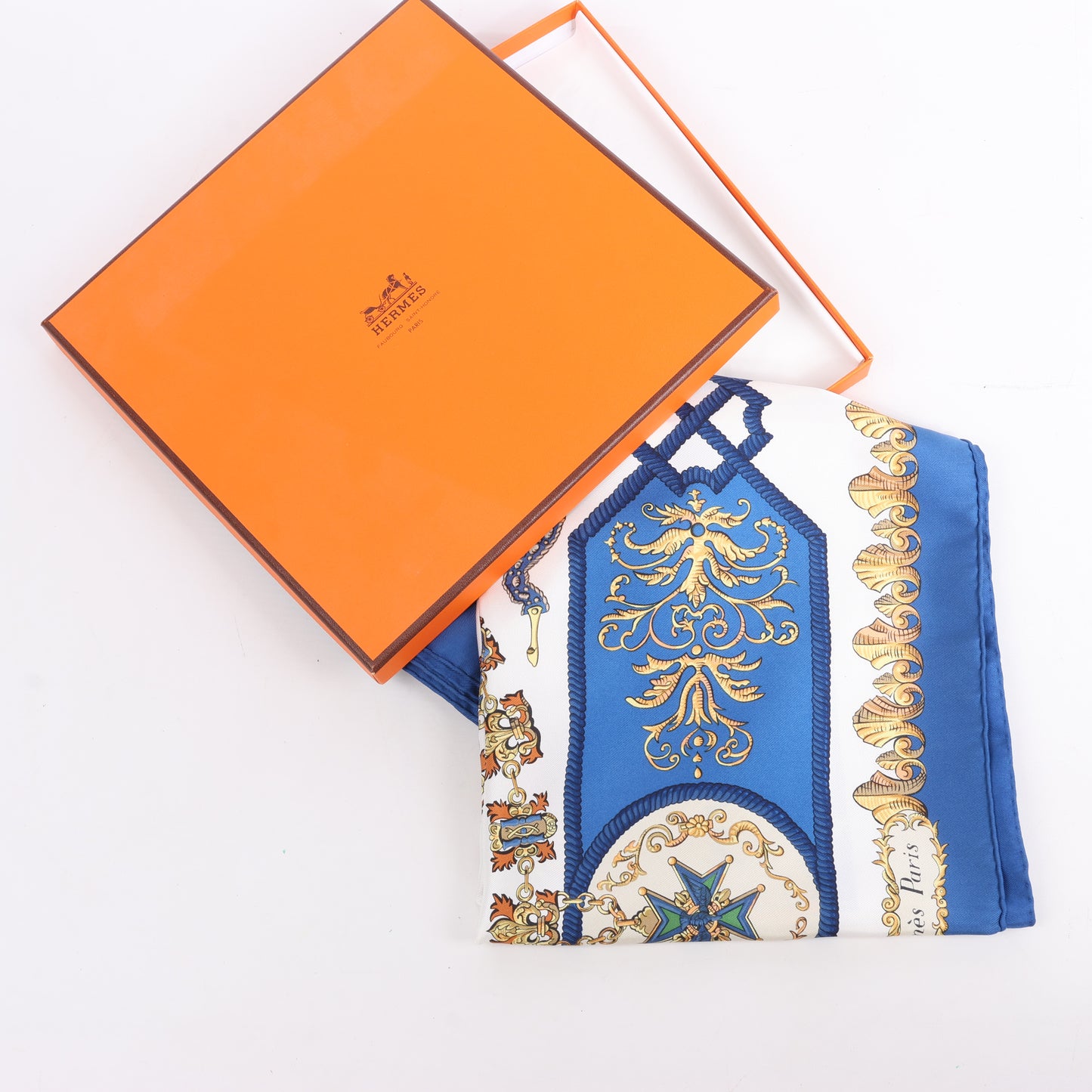 Hermès Carré 90 "LVDOVICVS MAGNVS" Silk Scarf