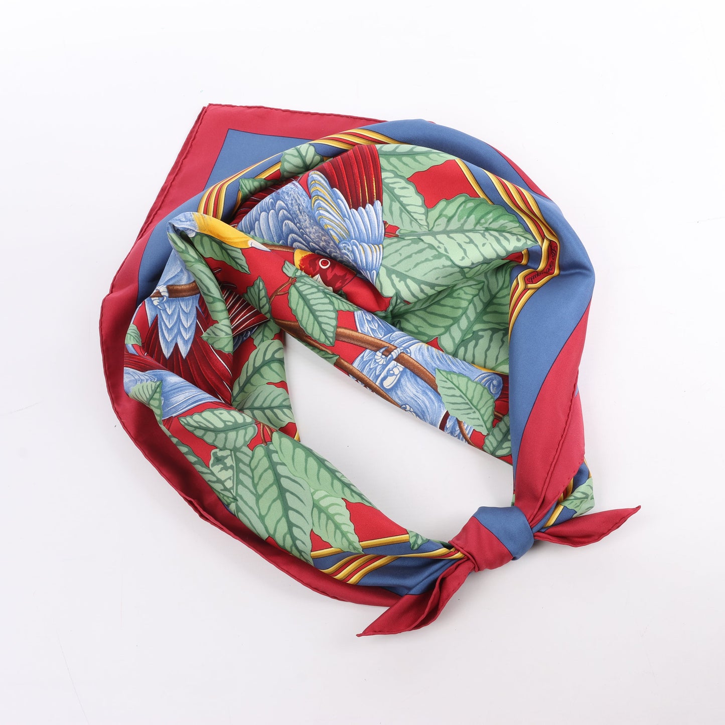 Hermès Carré 90 "LES PERROQUETS" Silk handkerchief in Burgundy