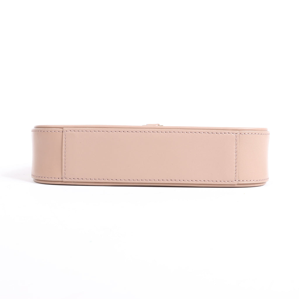 Saint Laurent Le 5 à 7 Mini Hobo bag in Pink