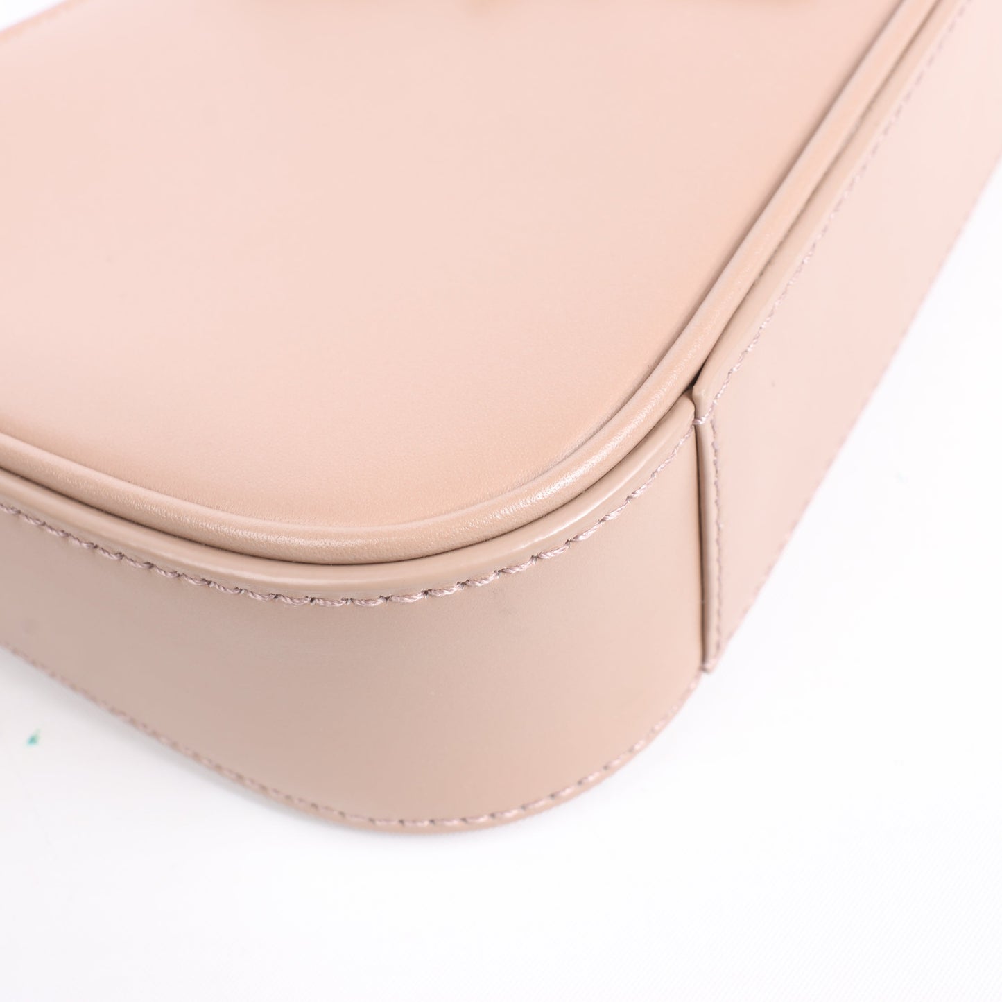 Saint Laurent Le 5 à 7 Mini Hobo bag in Pink