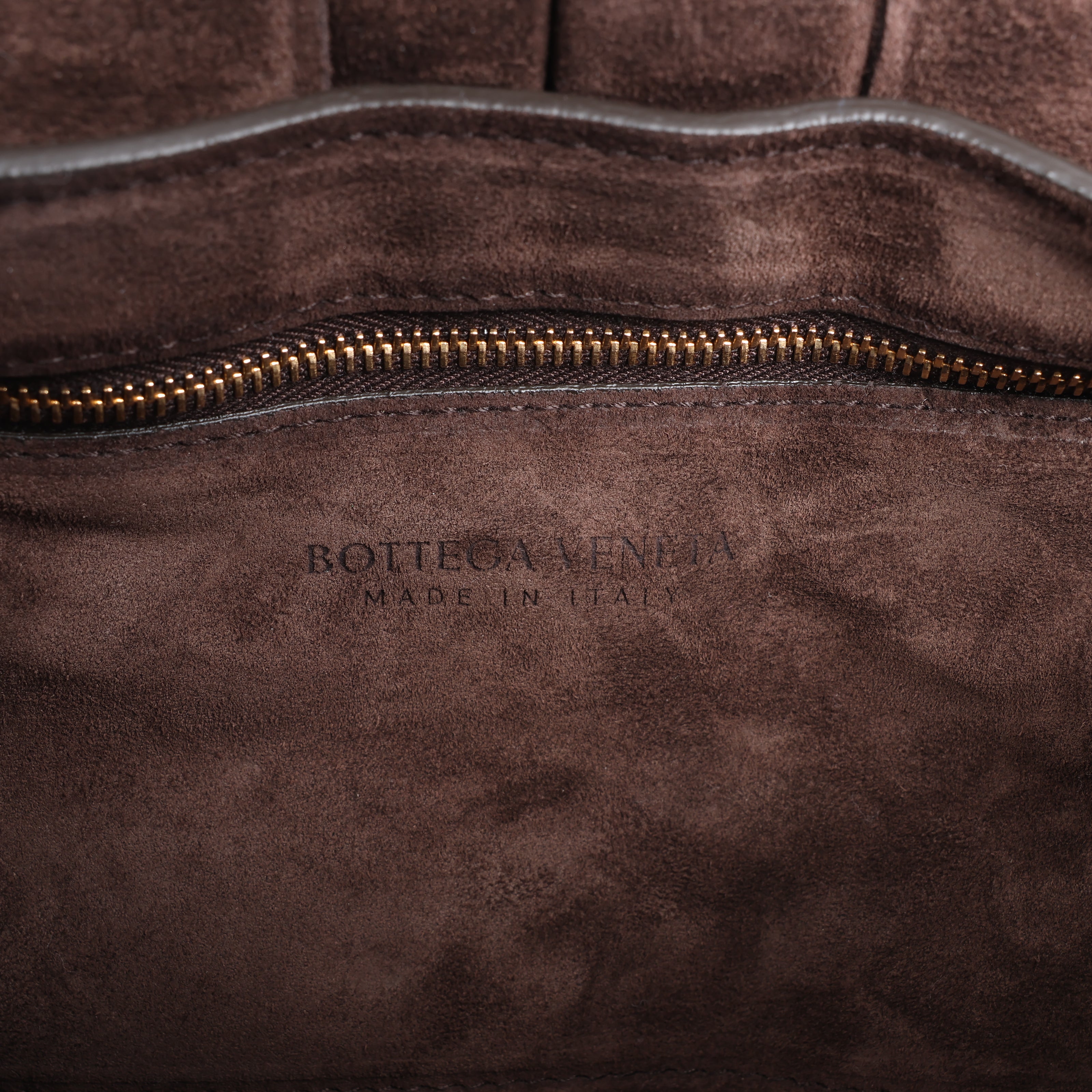 Bottega Veneta Padded Chain Cassette Maxi Intrecciato Suede Shoulder Bag in Brown