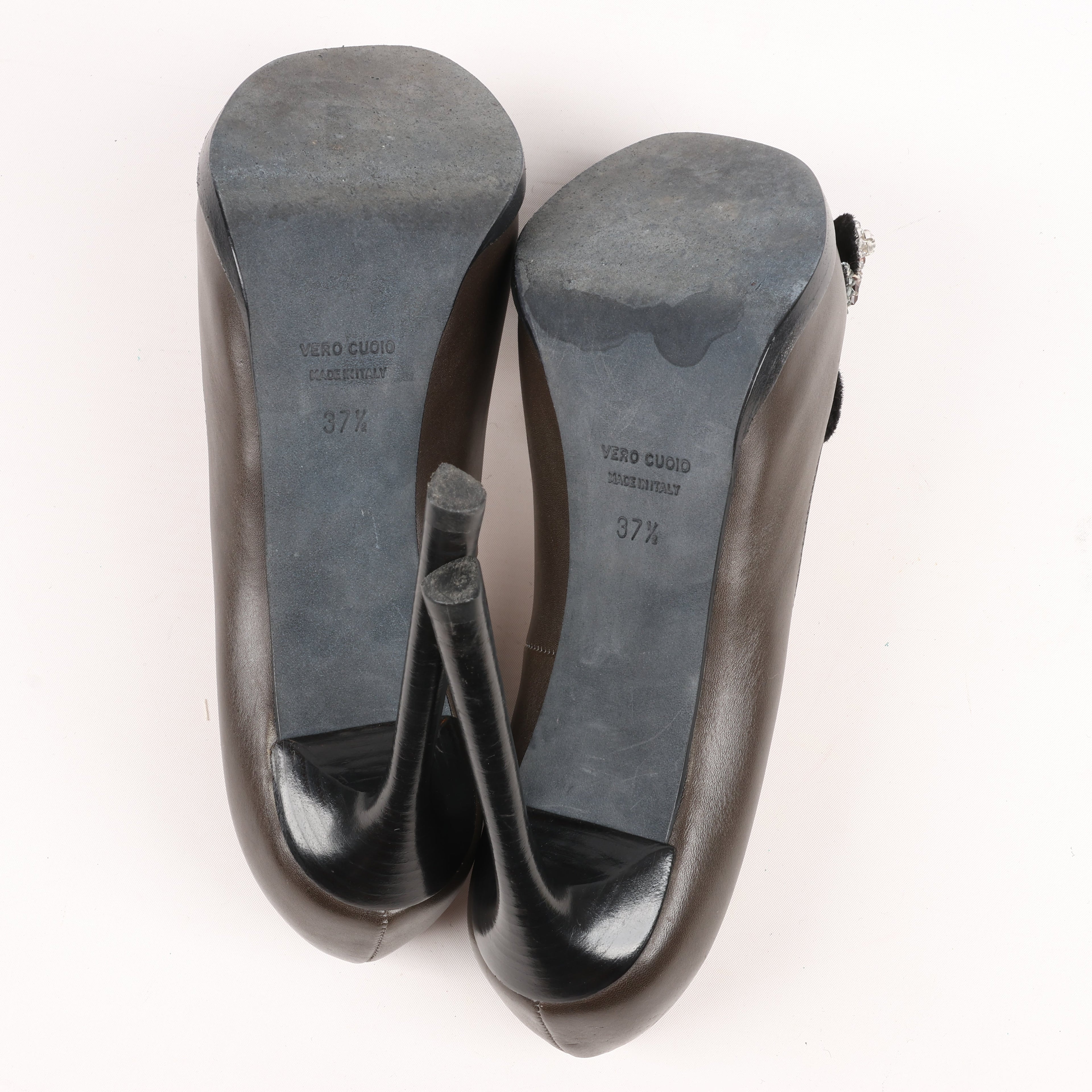 Lanvin Paris Platform Leather Jewel Embellished Heels in  Gray Size 37.5
