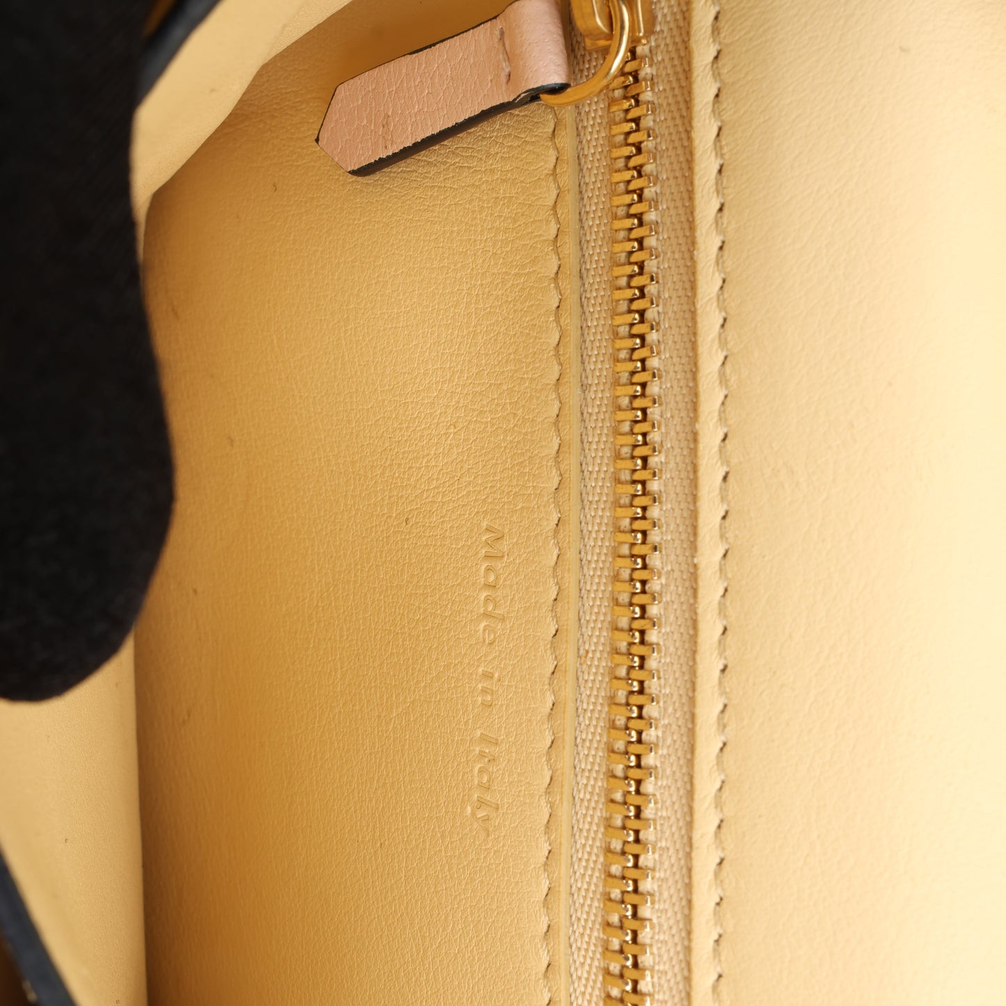 CELINE Classic Box Small Leather Shoulder Bag in Powder Beige