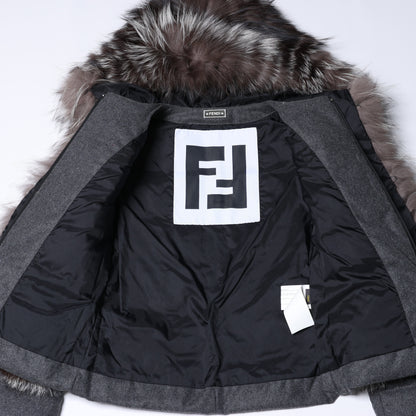 Fendi Pufferjacke aus Wollmischung mit Pelzbesatz, Größe 40