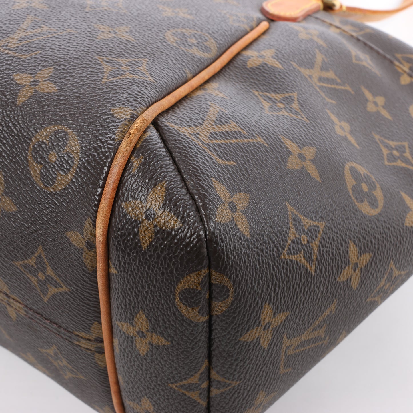 Louis Vuitton Monogram Totally MM Shoulder Bag