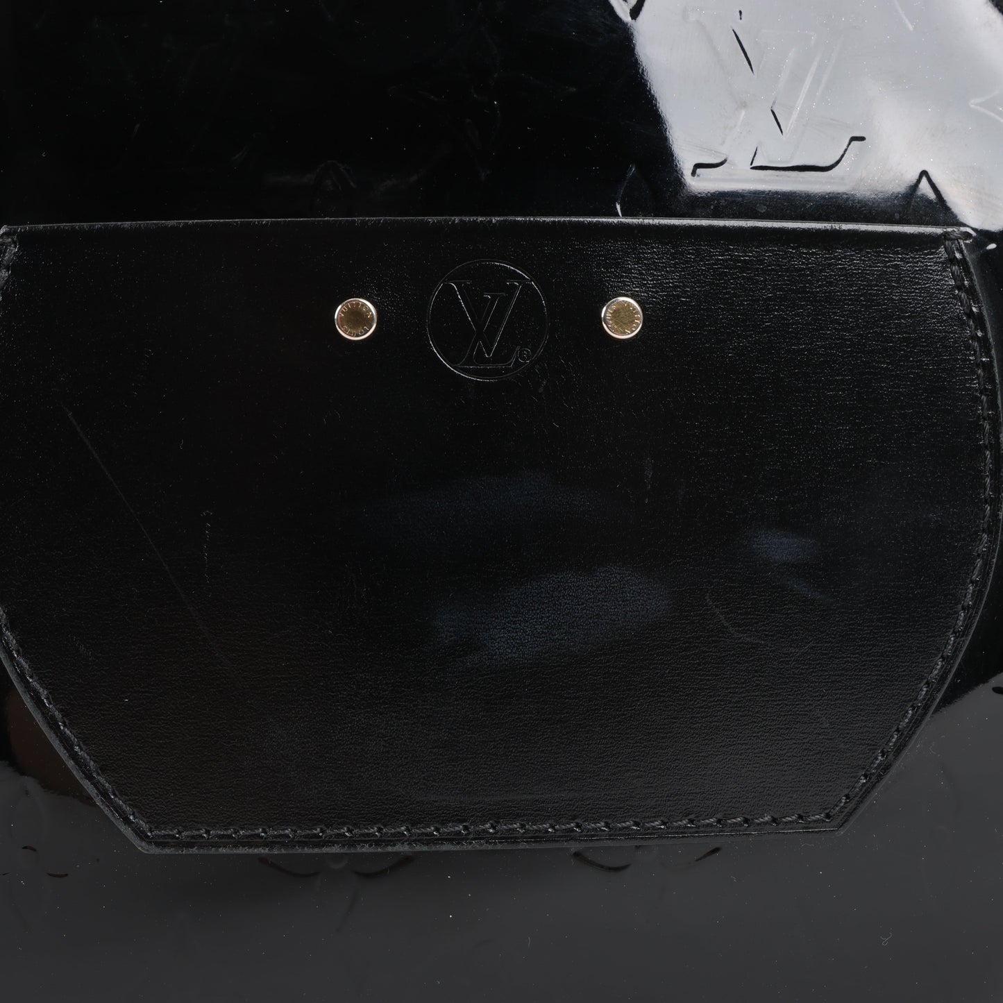 Louis Vuitton Boite Chapeau Souple Vernis Leather Crossbody Bag in Black M53999