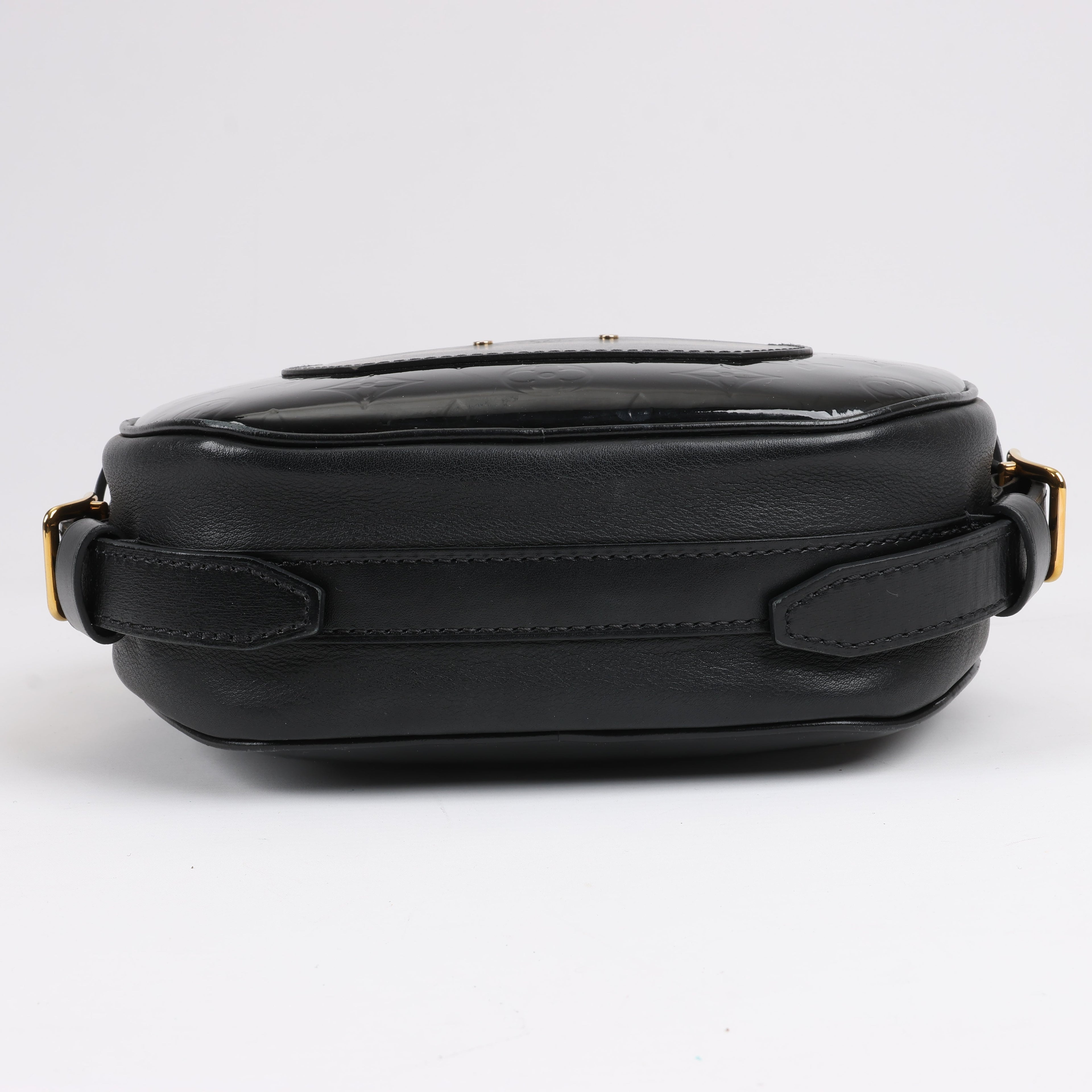 Louis Vuitton Boite Chapeau Souple Vernis Leather Crossbody Bag in Black M53999