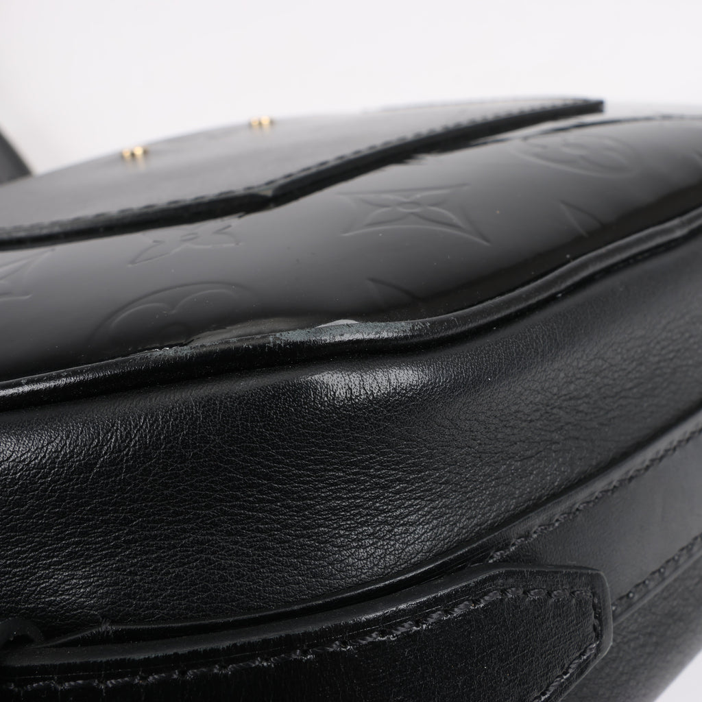 Louis Vuitton Boite Chapeau Souple Vernis Leather Crossbody Bag in Black M53999