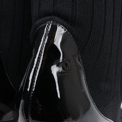 Chanel Coco Mark Lackleder Pumps Stricksocken Docking in Schwarz, Größe 38 EU