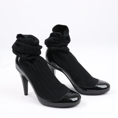 Chanel Coco Mark Lackleder Pumps Stricksocken Docking in Schwarz, Größe 38 EU