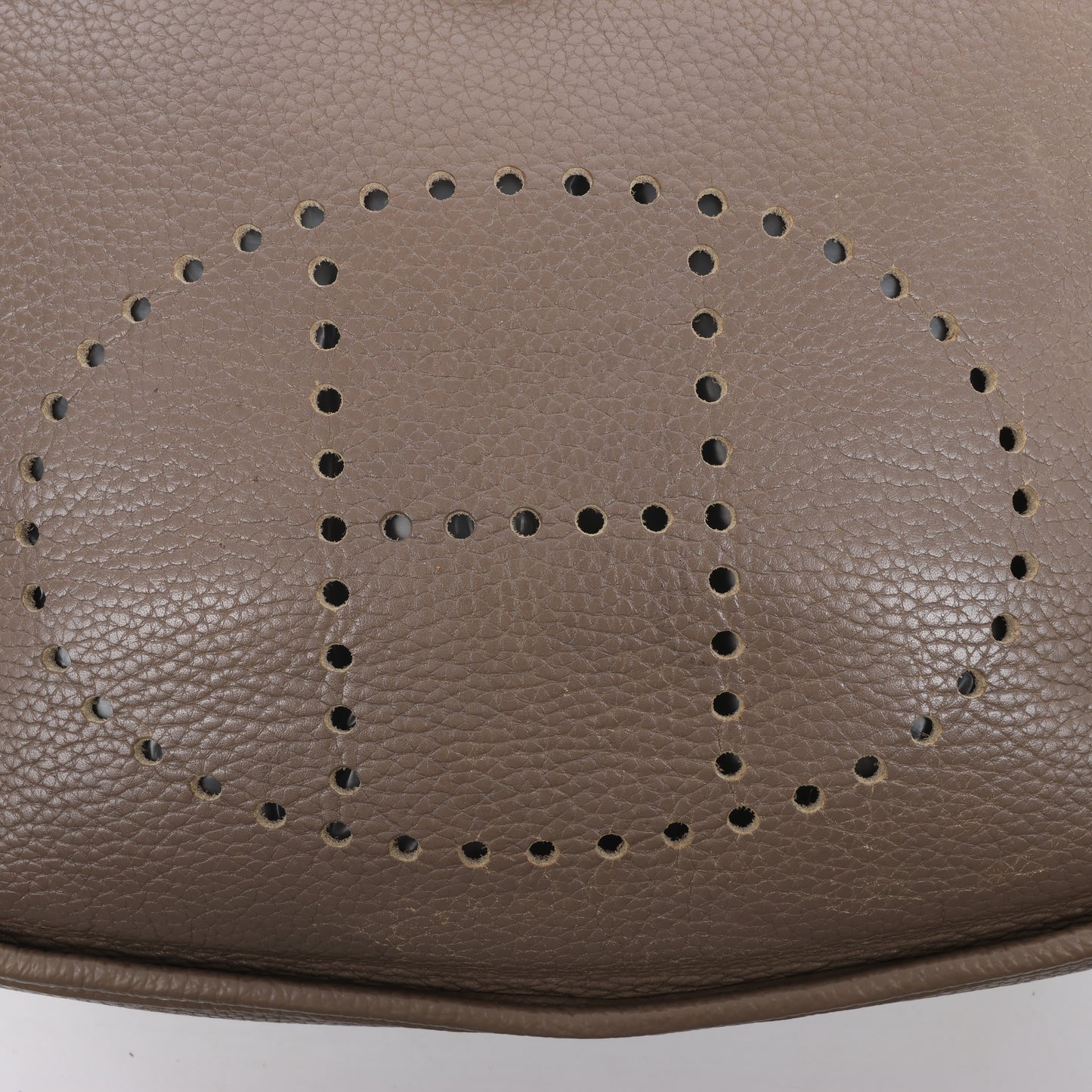 Hermès Evelyne 1 29 PM Taurillon Clemence Taupe Silver Metal Fittings L: 2008