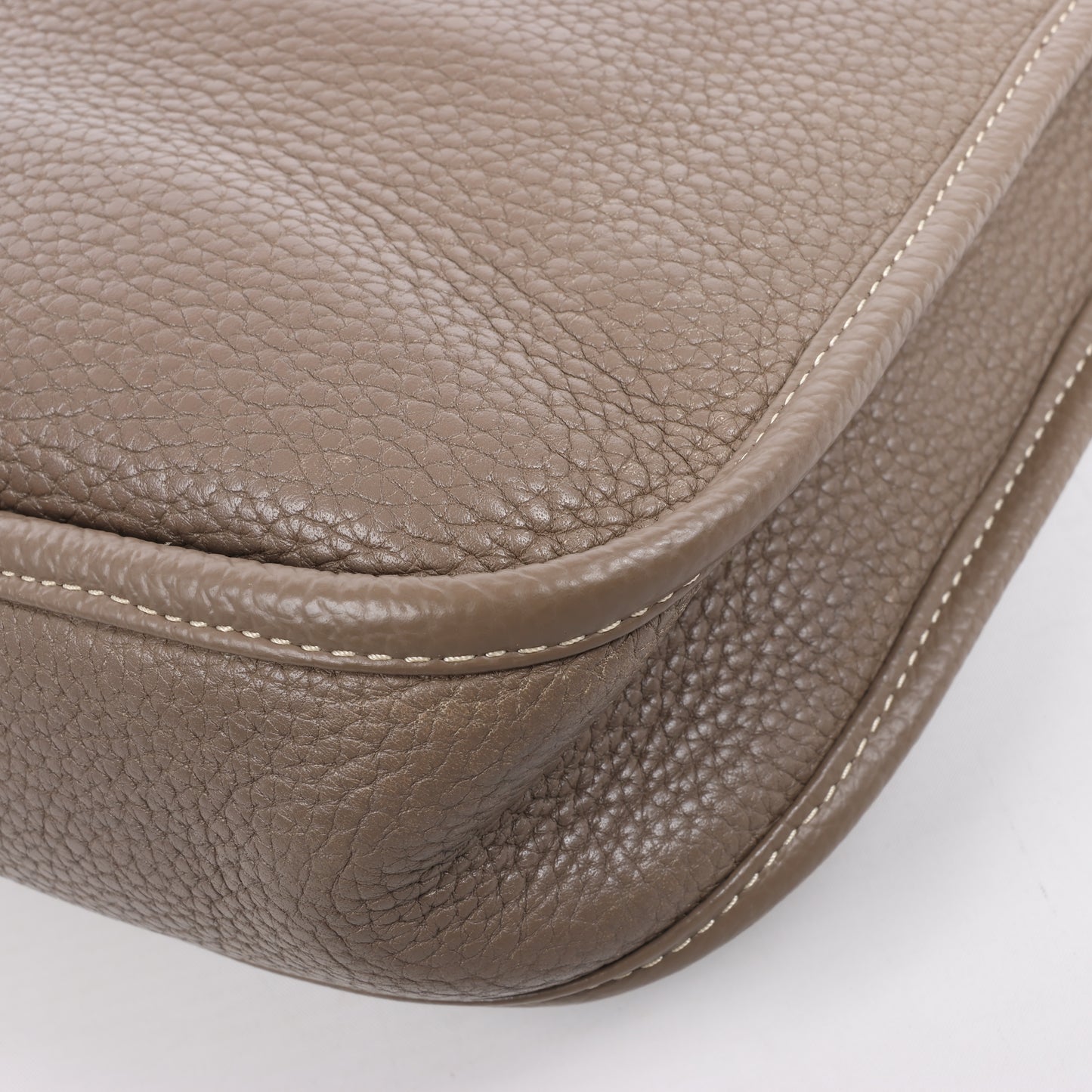 Hermès Evelyne 1 29 PM Taurillon Clemence Taupe Silver Metal Fittings L: 2008
