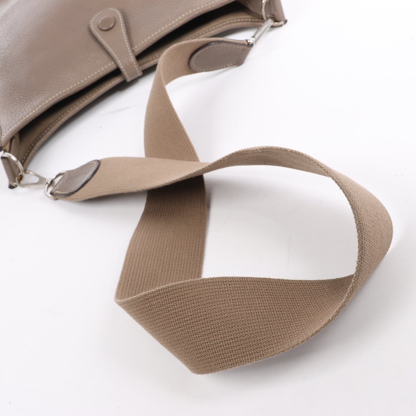 Hermès Evelyne 1 29 PM Taurillon Clemence Taupe Silver Metal Fittings L: 2008