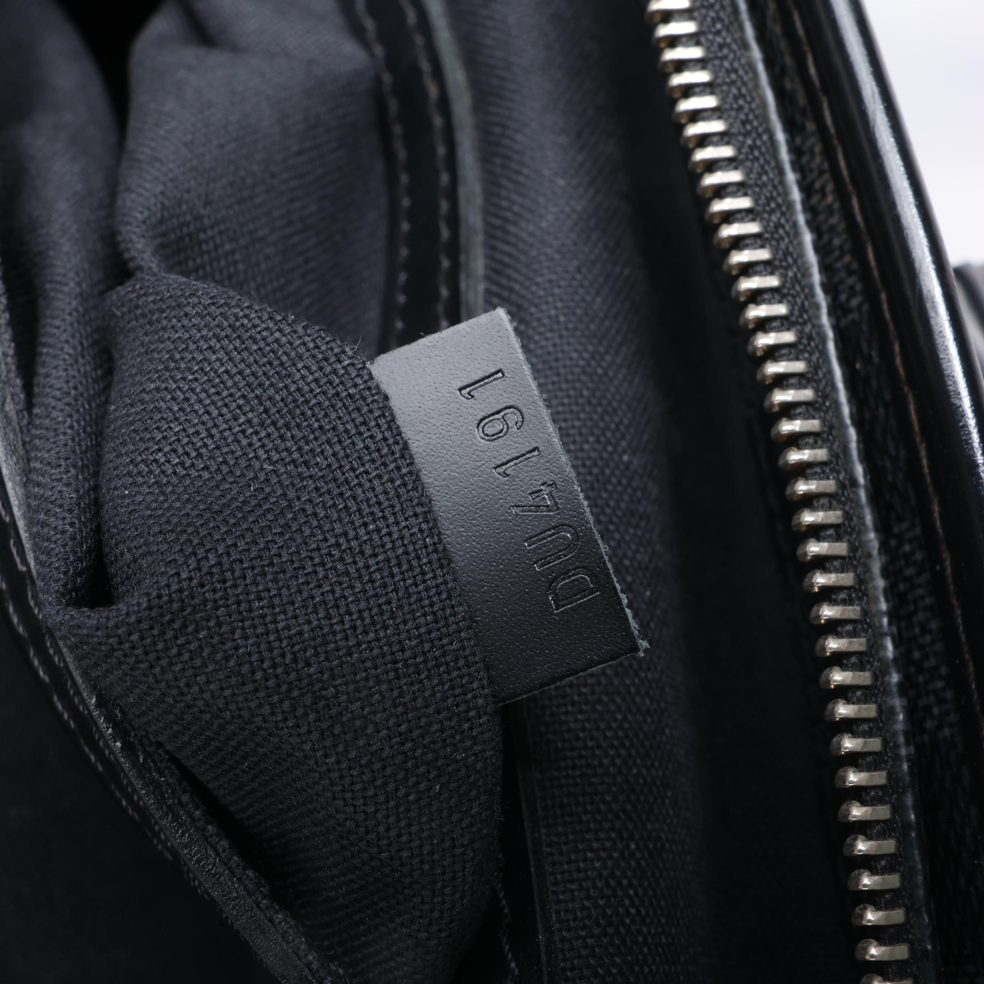 Louis Vuitton Damier Graphite Tadao Handbag in Black