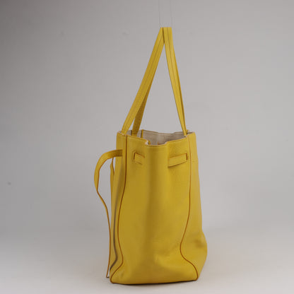 Petit sac à bandoulière en cuir Cabas Phantom de Céline, jaune