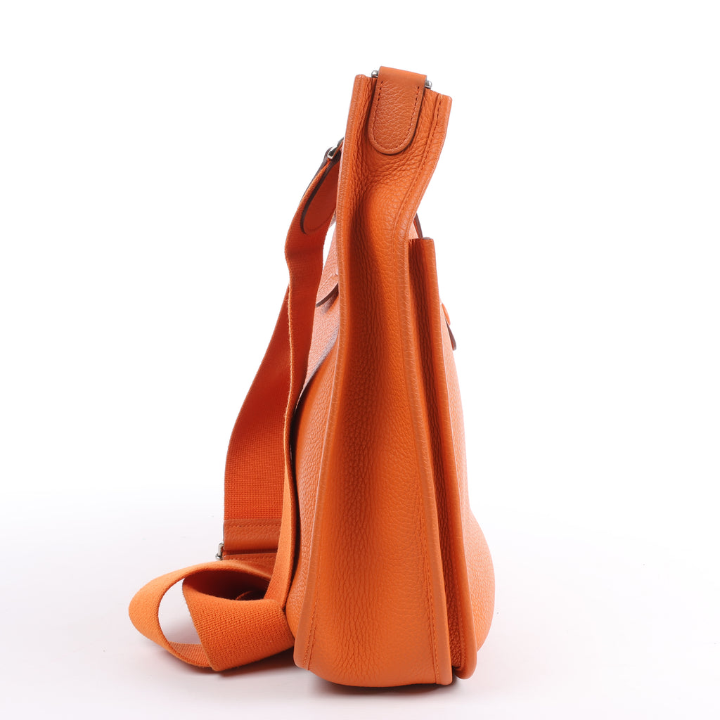 HERMES Evelyne 1 33 GM Taurillon Clemence Orange Silver Metal Fittings Shoulder bag  □JO: 2011
