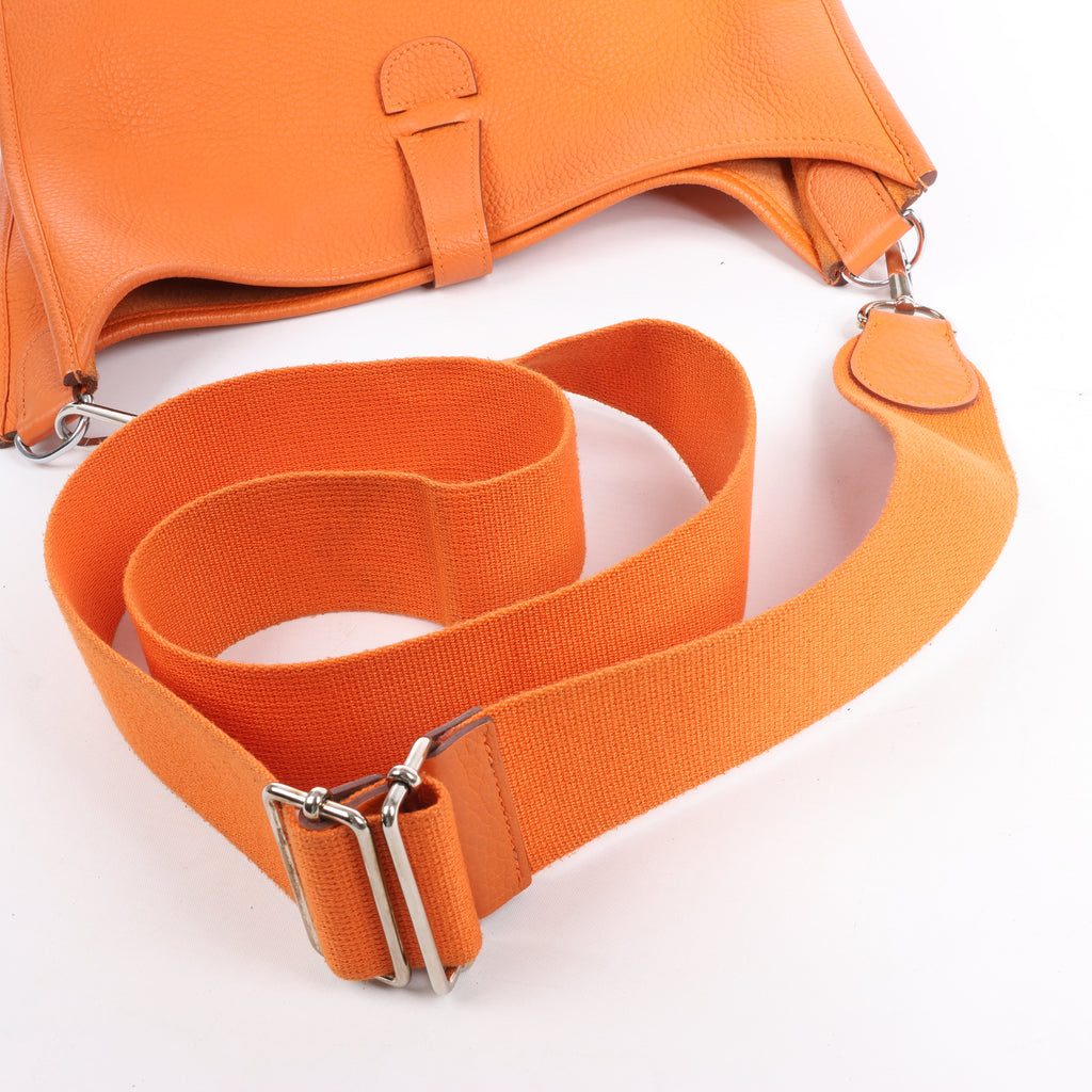 HERMES Evelyne 1 33 GM Taurillon Clemence Orange Silver Metal Fittings Shoulder bag  □JO: 2011