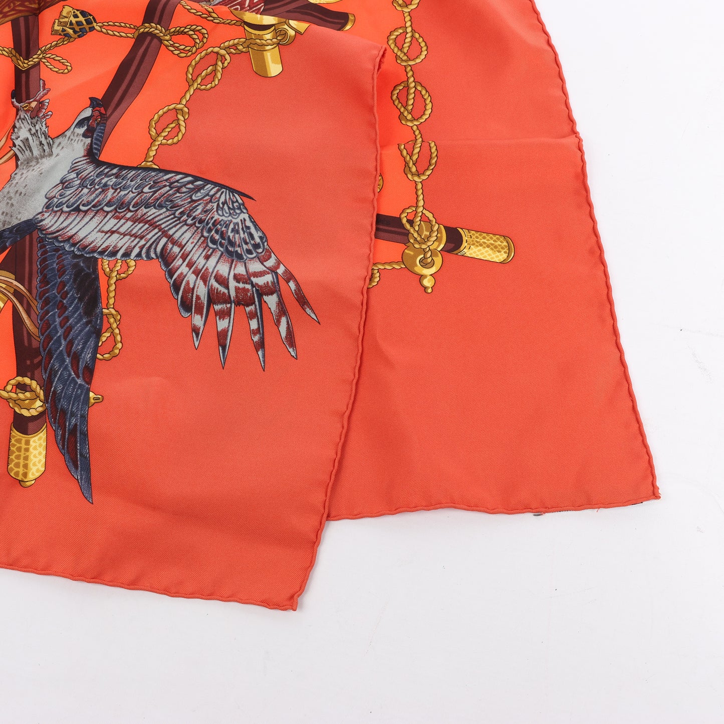 Hermès Carré 90 "LES OISEAUX DU ROY" Silk Scarf