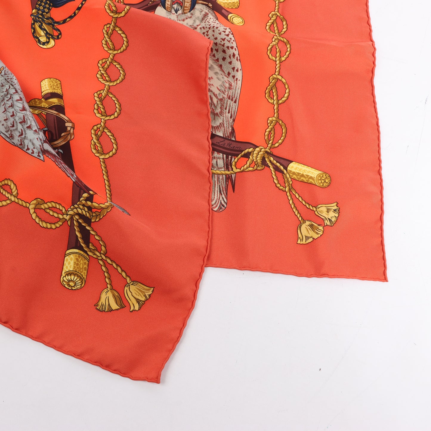 Hermès Carré 90 "LES OISEAUX DU ROY" Silk Scarf