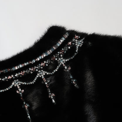 Valentino Schwarzes Nerzpelz-Capelet mit Kristallverzierungen - Elegante Abendgarderobe