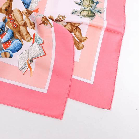 Hermes Carré 90 " CONFIDENTS DESCOEURS " Mouchoir en soie rose
