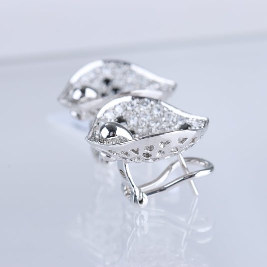 Non Signe / Unsigned Black diamond Earrings K18WG 10.6g, 2.45 ct