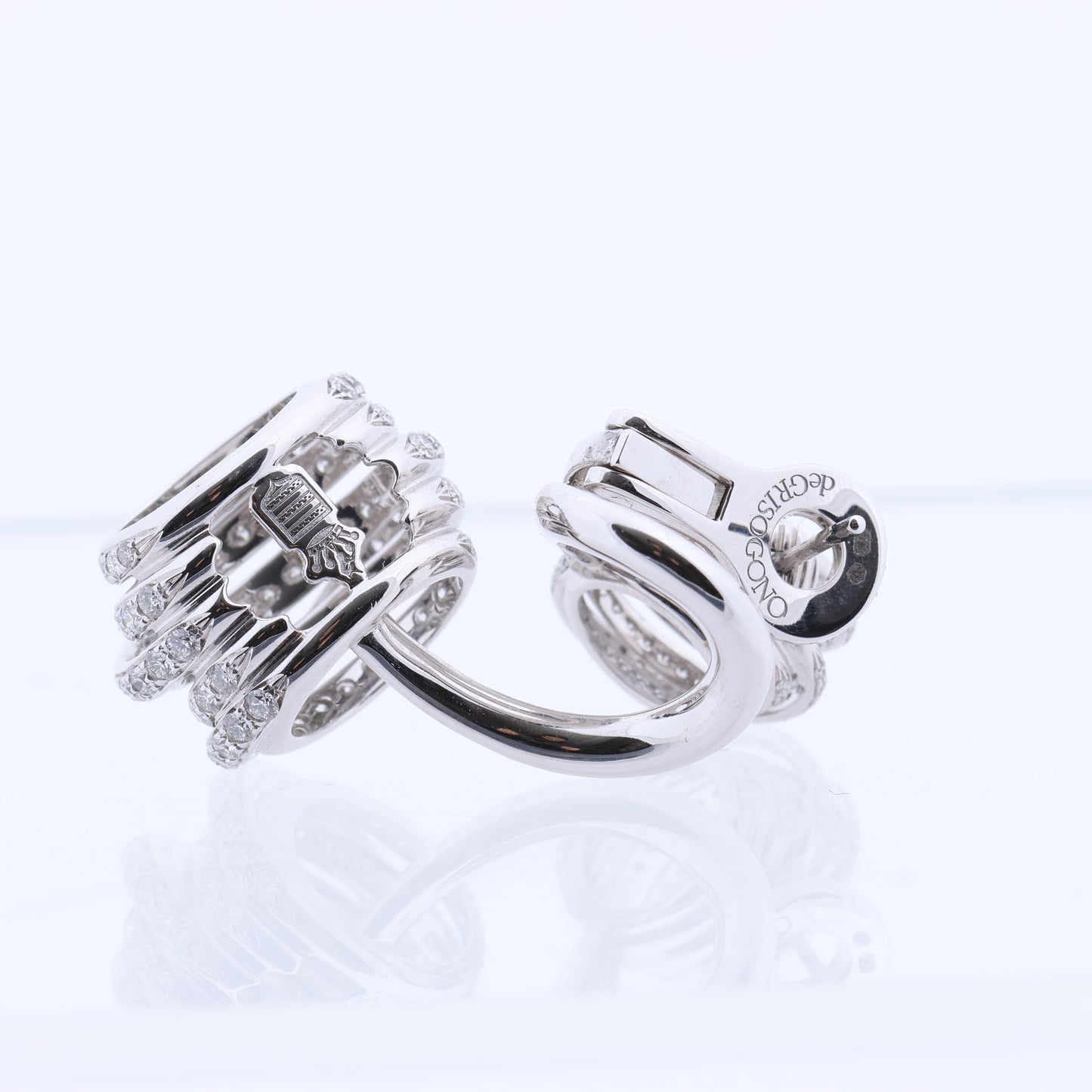 Boucles d'oreilles en or blanc et diamants De Grisogono