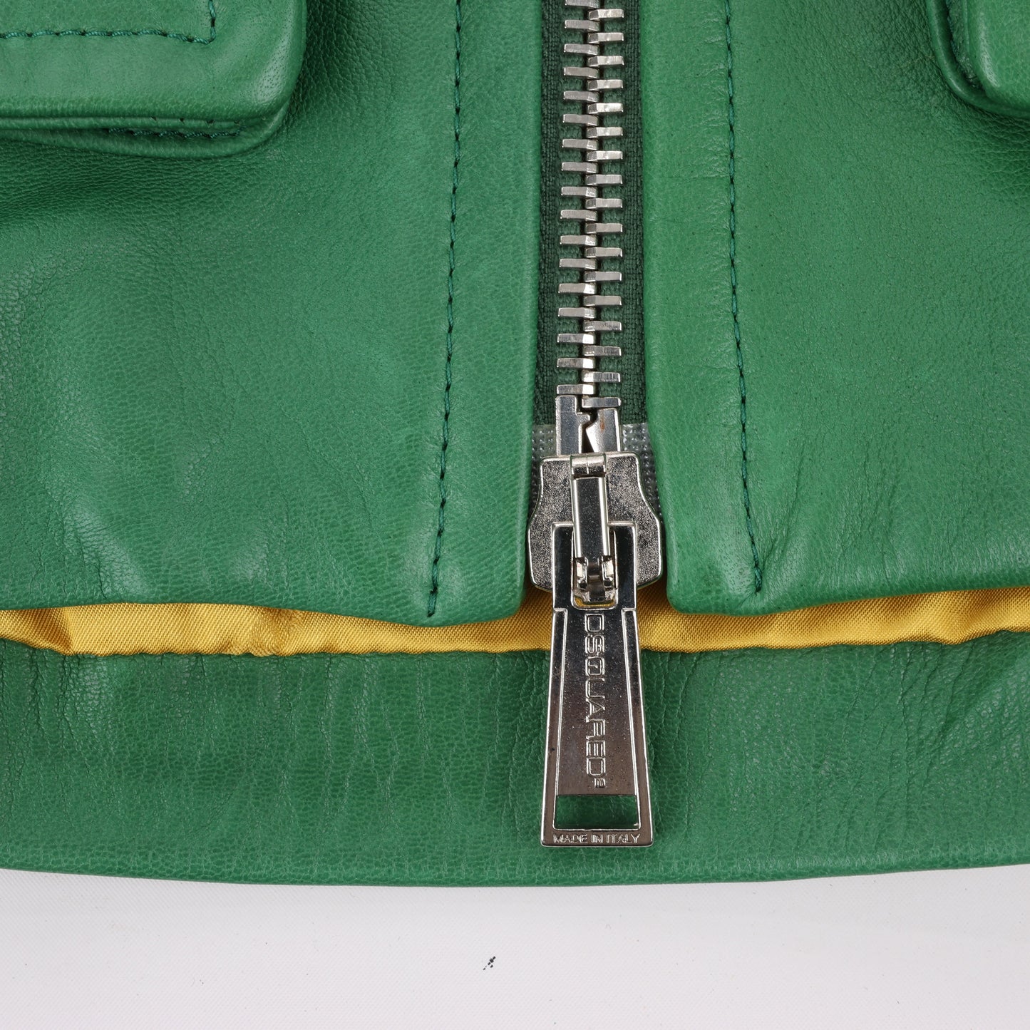 DSQUARED2 Grüne Leder-Cape-Jacke, Stil S75AM0561, Größe 38